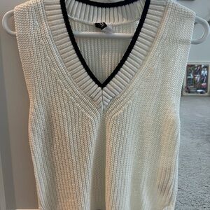 Women's White V-Neck Sweater Vest